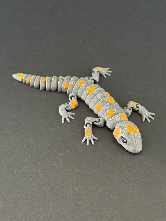 3D printēta kustīga ķirzaka (Fidget rotaļlieta)